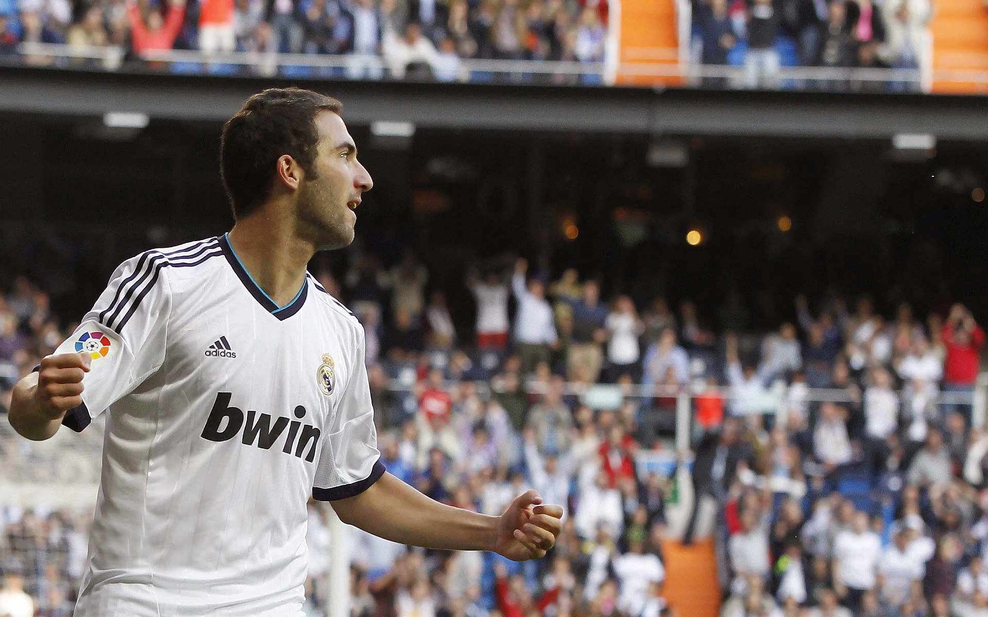 阿尔阿赫利客场表现逐渐提升,艾尔阿赫利